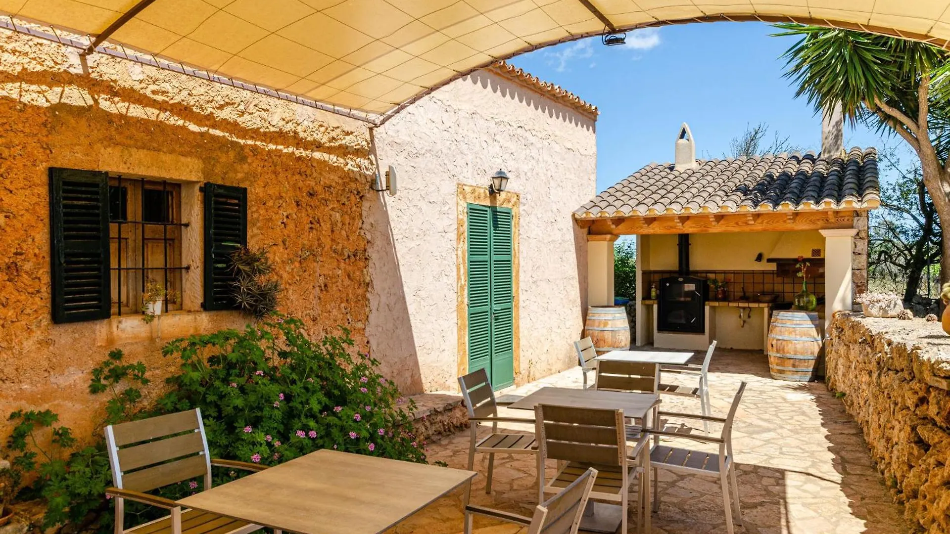 Yourhouse Agroturismo Can Porreti La Conillera リョレート・デ・ビスタレグレ 0*,